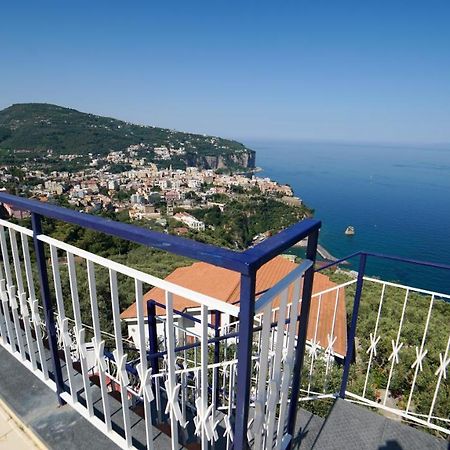 Mira Vico Apartments Vico Equense Exteriör bild
